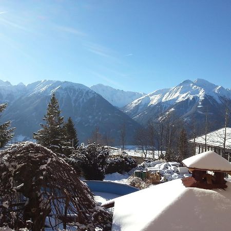 Krosbacher Hof เซเฟลด์ อิน ทิโรล ภายนอก รูปภาพ