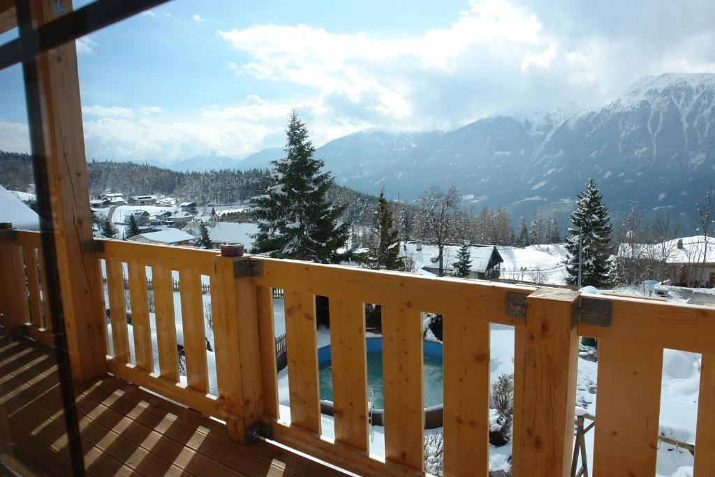 Krosbacher Hof เซเฟลด์ อิน ทิโรล ภายนอก รูปภาพ